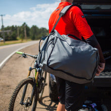 Load image into Gallery viewer, Shuttle Duffel 40L