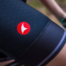 Load image into Gallery viewer, Summit Strike Bibs Women's
