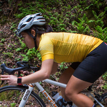 Load image into Gallery viewer, Ascent Aero Jersey Women's - Radiant
